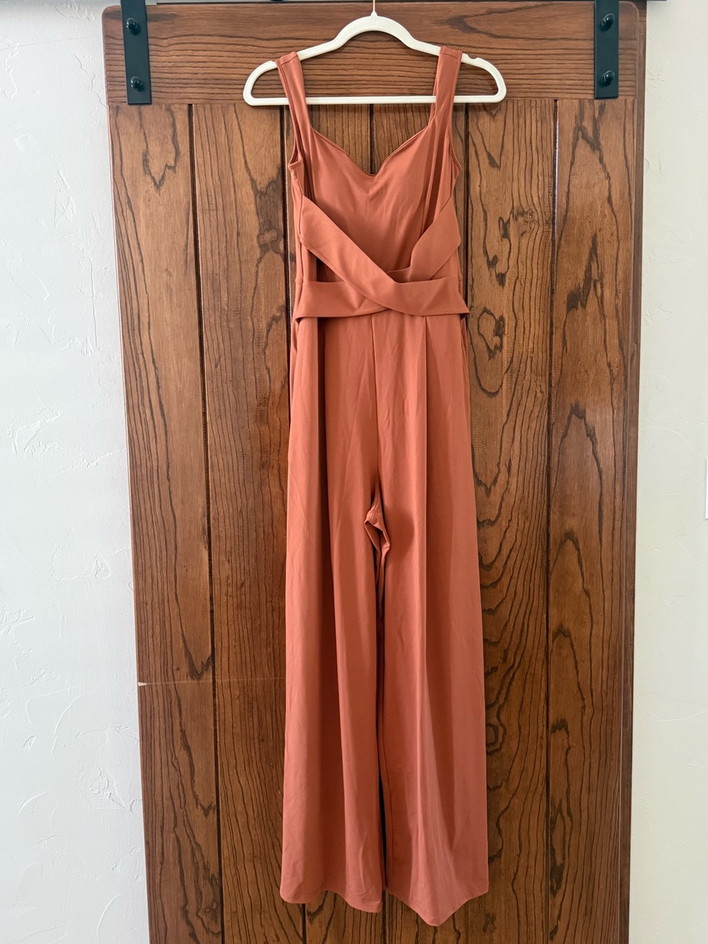 HALARA Rust-Colored Wide-Leg Sleeveless Jumpsuit